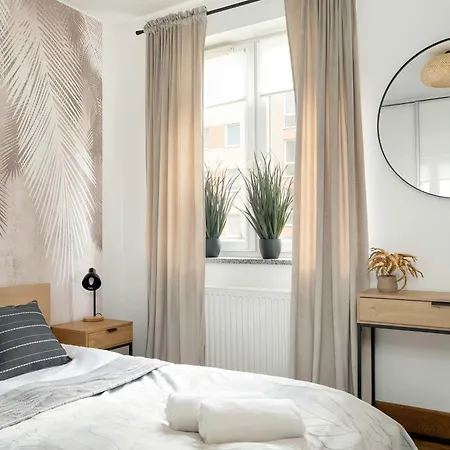 Apartament Rodzinny Z Parkingiem W Poznaniu By Renters