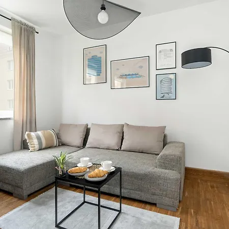 Rodzinny Z Parkingiem W Poznaniu By Renters